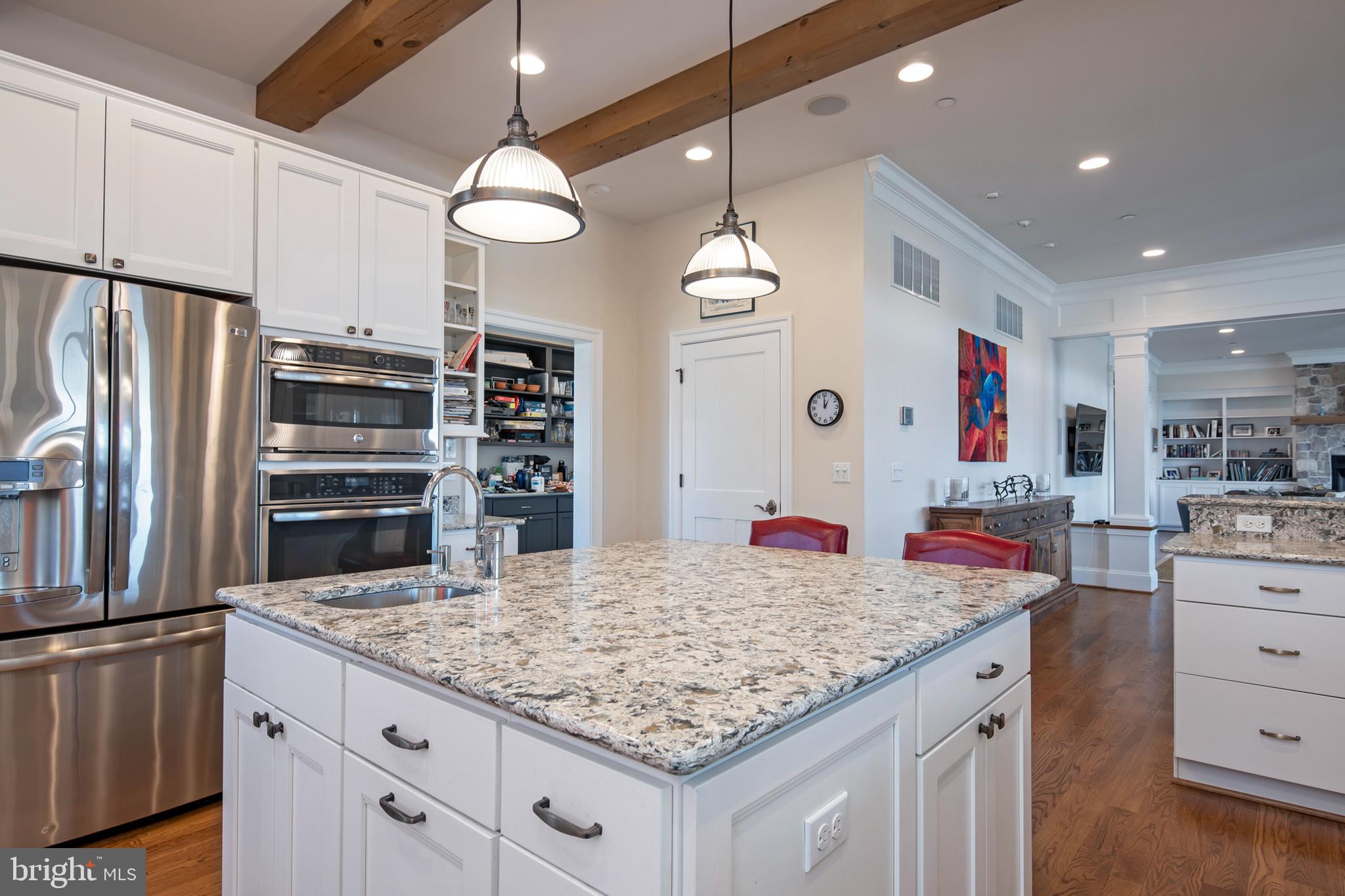 26404 PRESQUILE DRIVE N