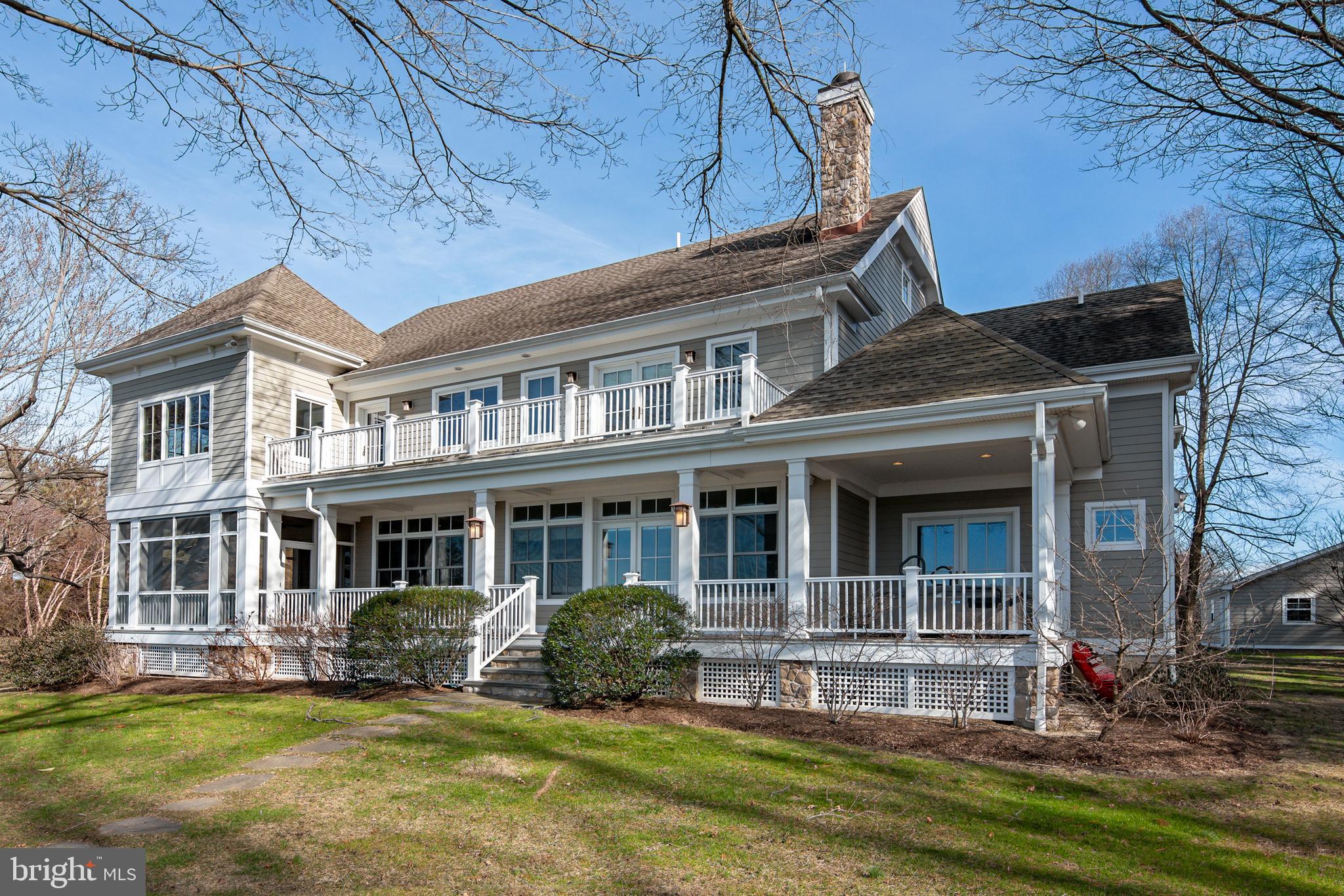 26404 PRESQUILE DRIVE N