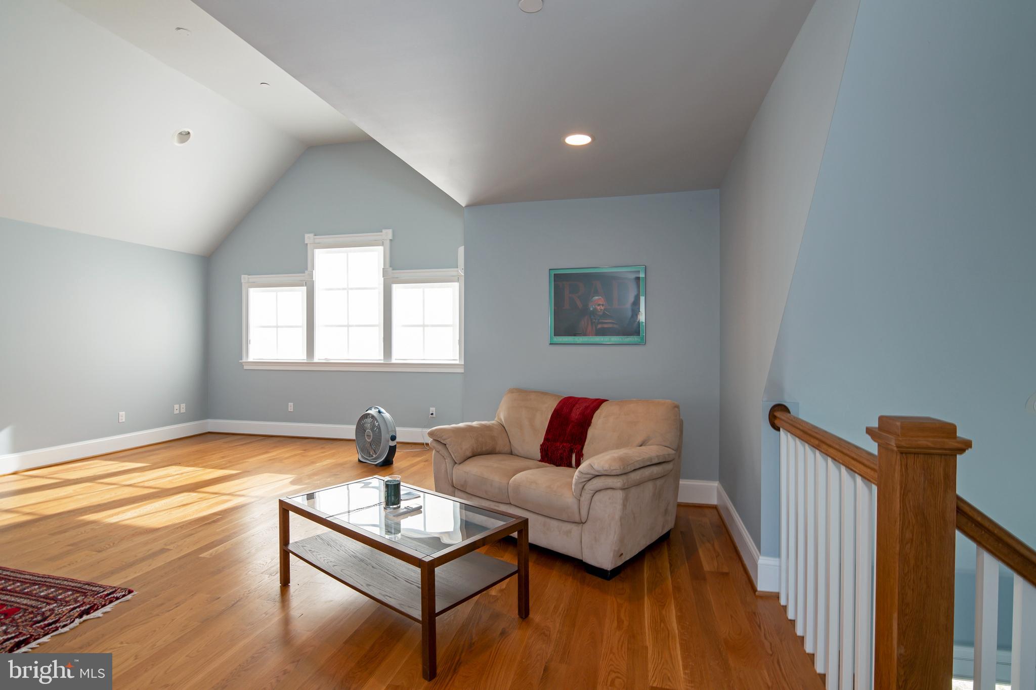 26404 PRESQUILE DRIVE N