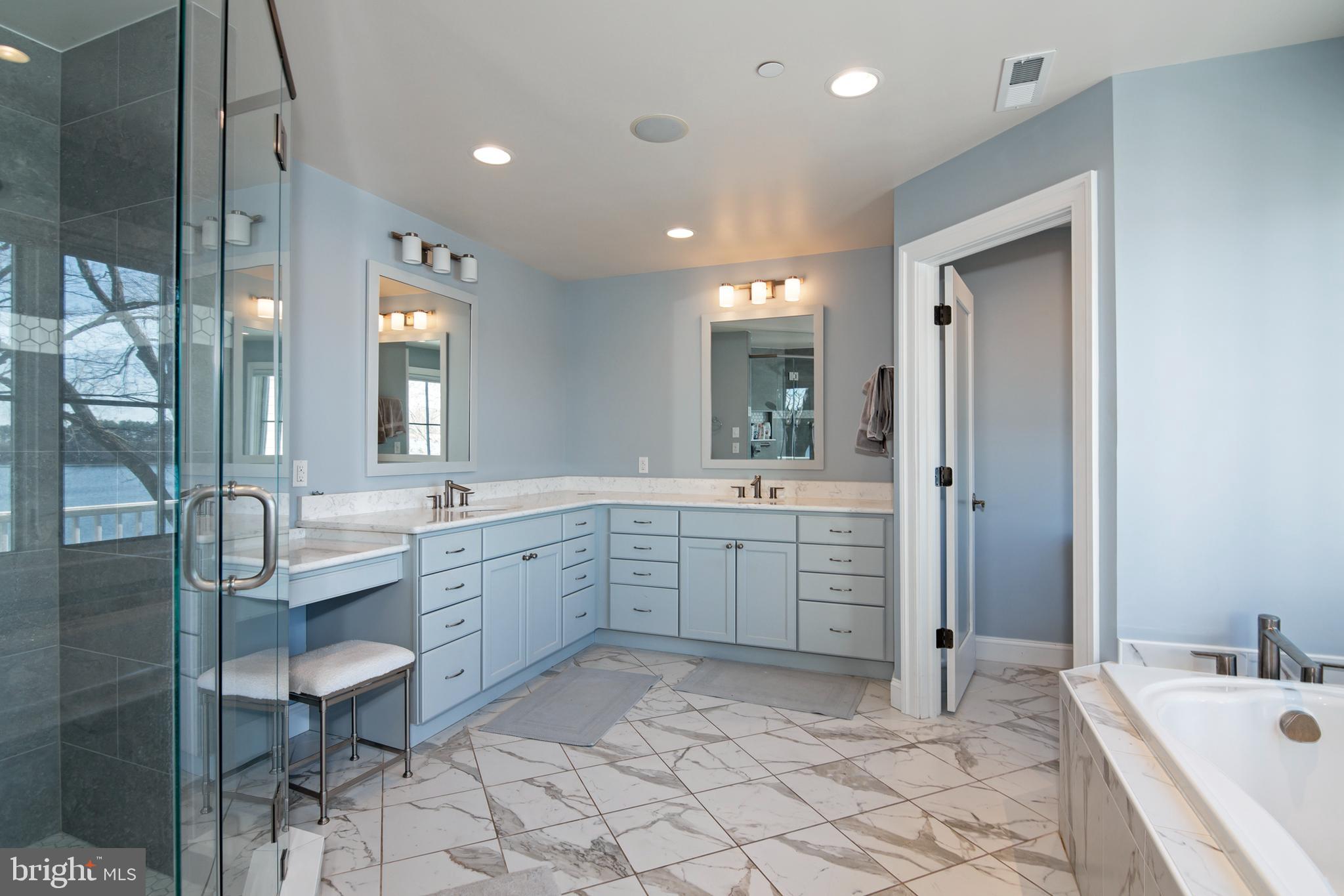 26404 PRESQUILE DRIVE N