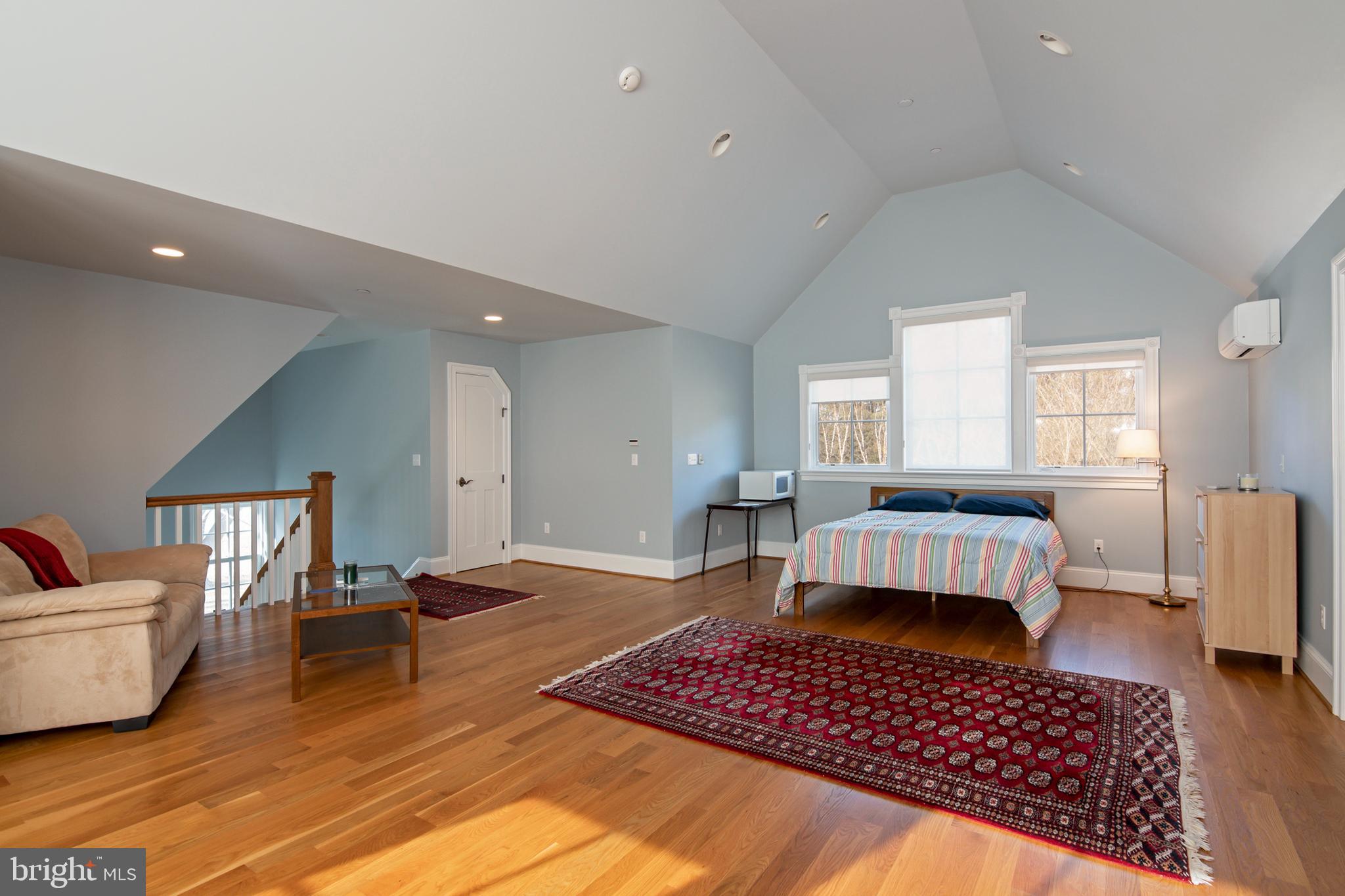 26404 PRESQUILE DRIVE N