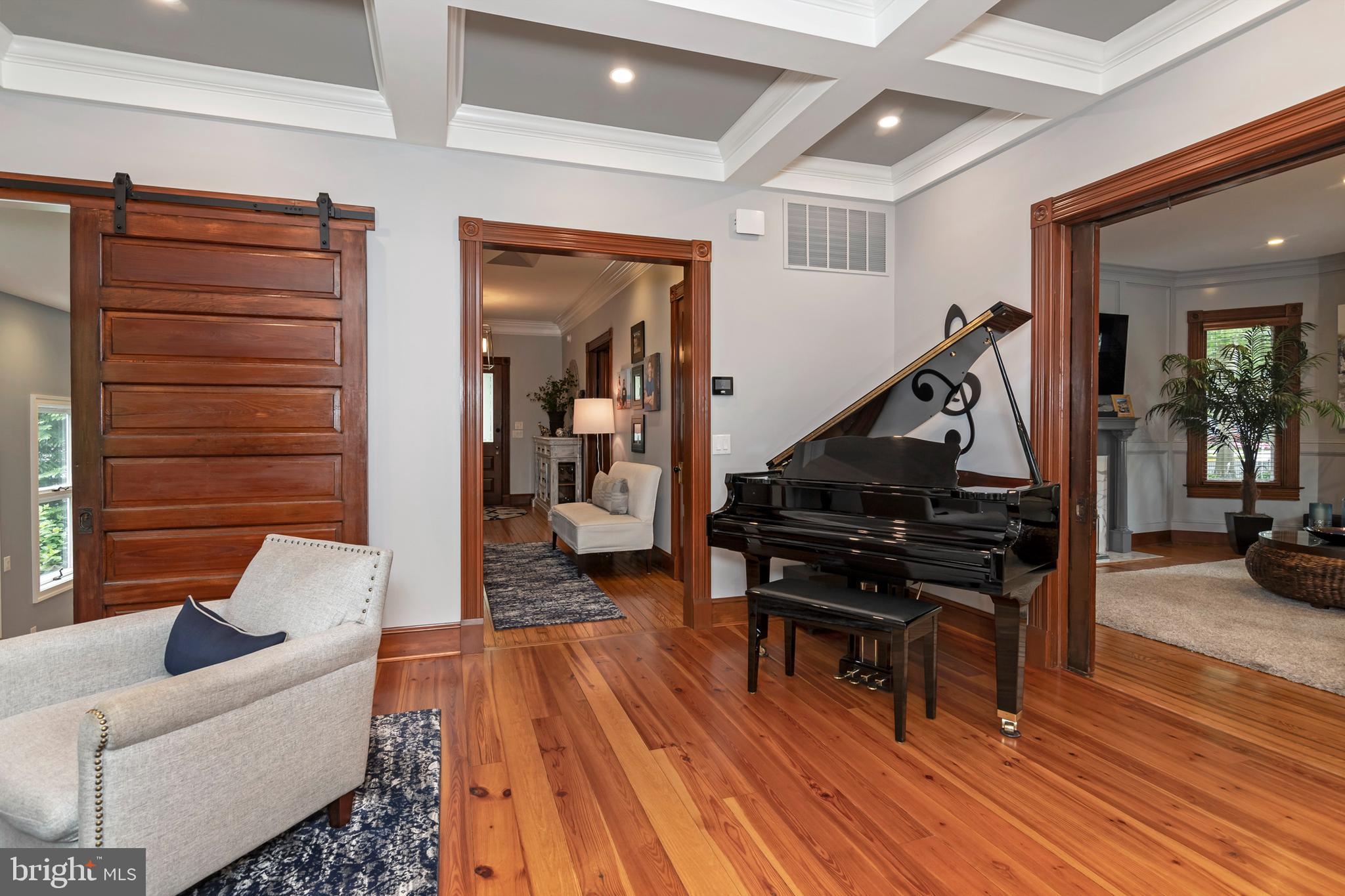 127 S HARRISON STREET