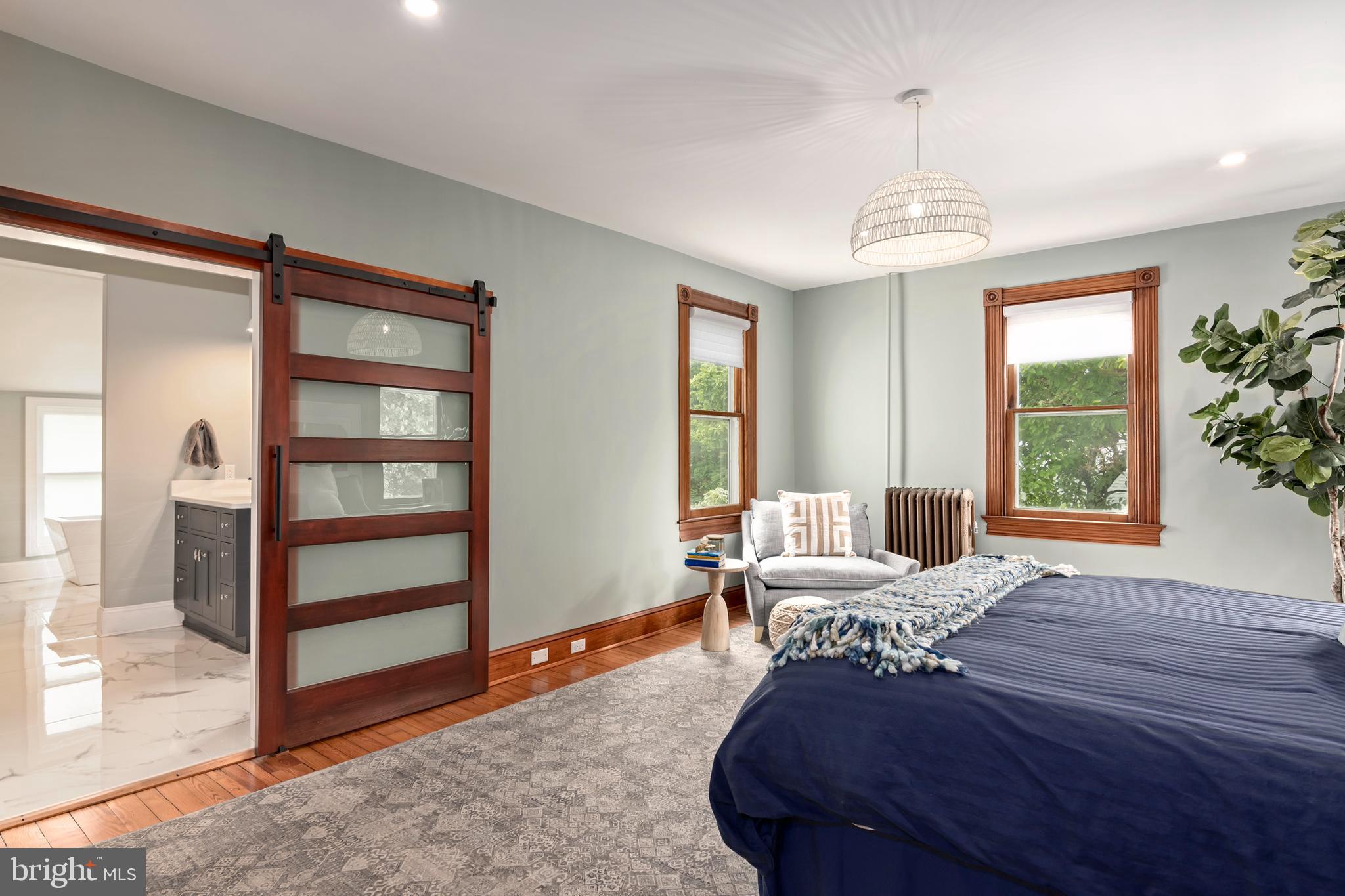 127 S HARRISON STREET