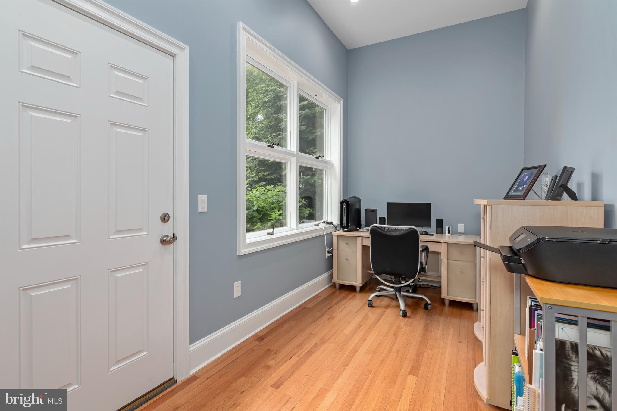 127 S HARRISON STREET