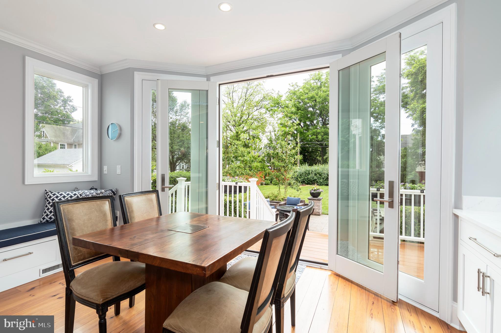 127 S HARRISON STREET