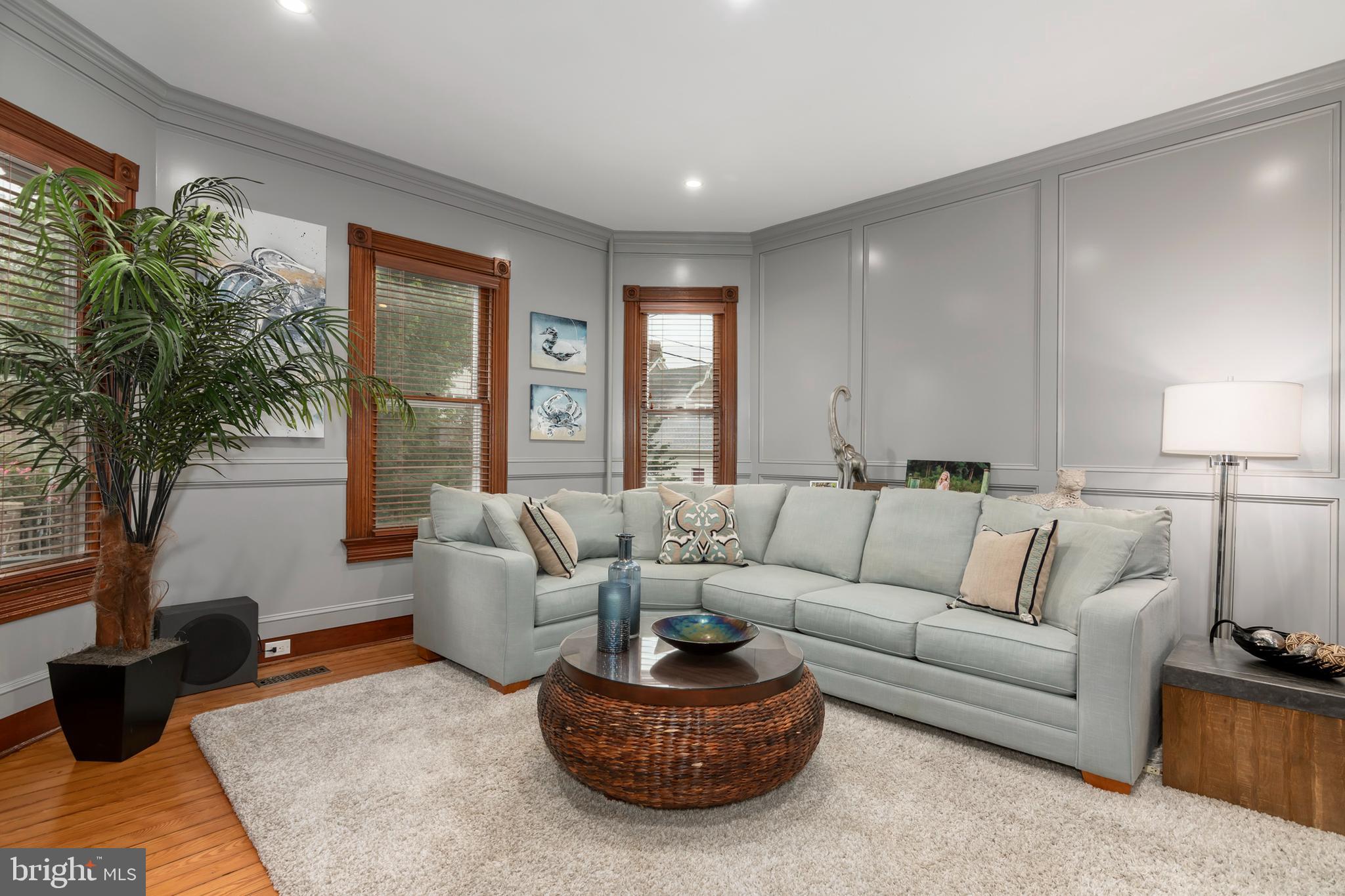 127 S HARRISON STREET