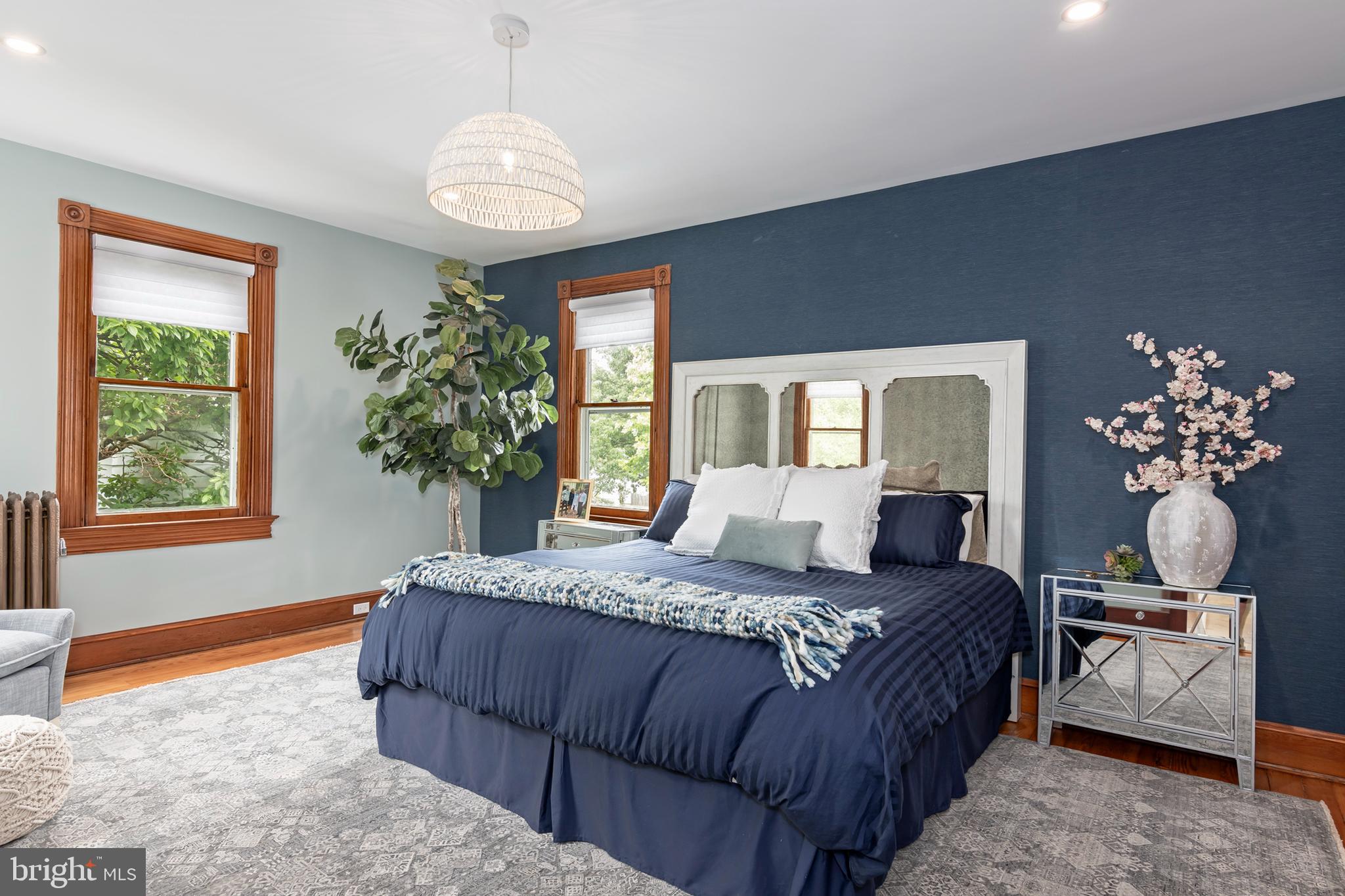 127 S HARRISON STREET