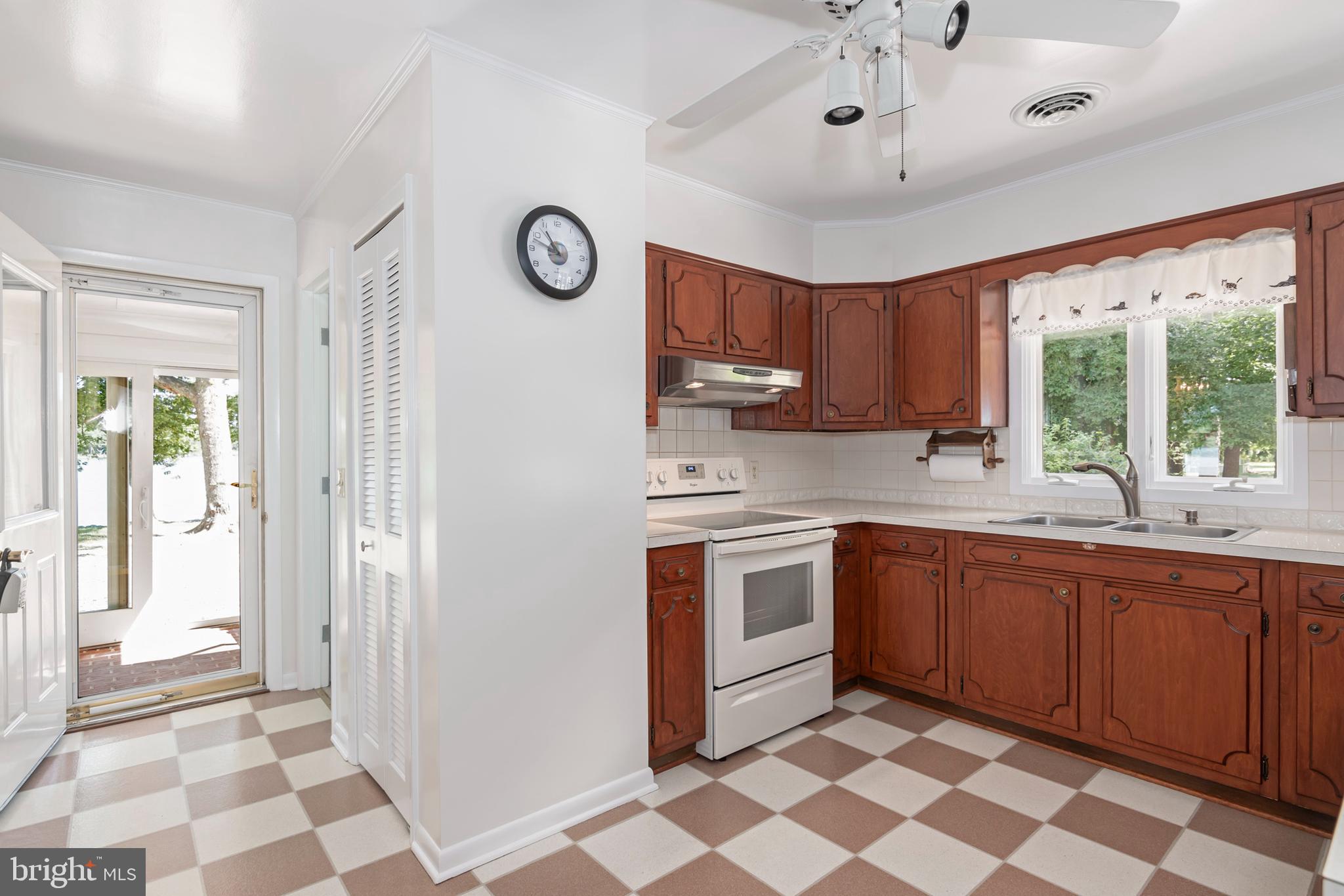 24700 RAYS POINT ROAD