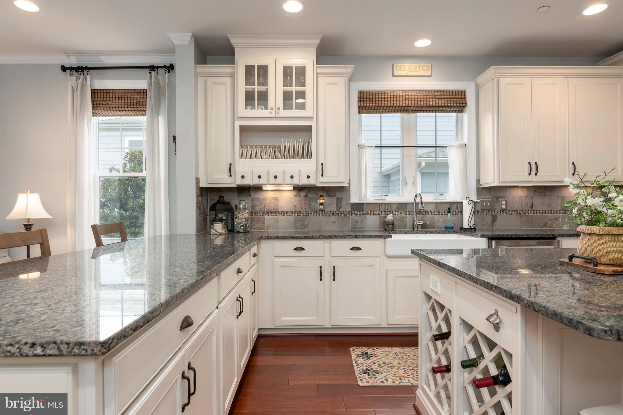 8060 EASTON VILLAGE DRIVE