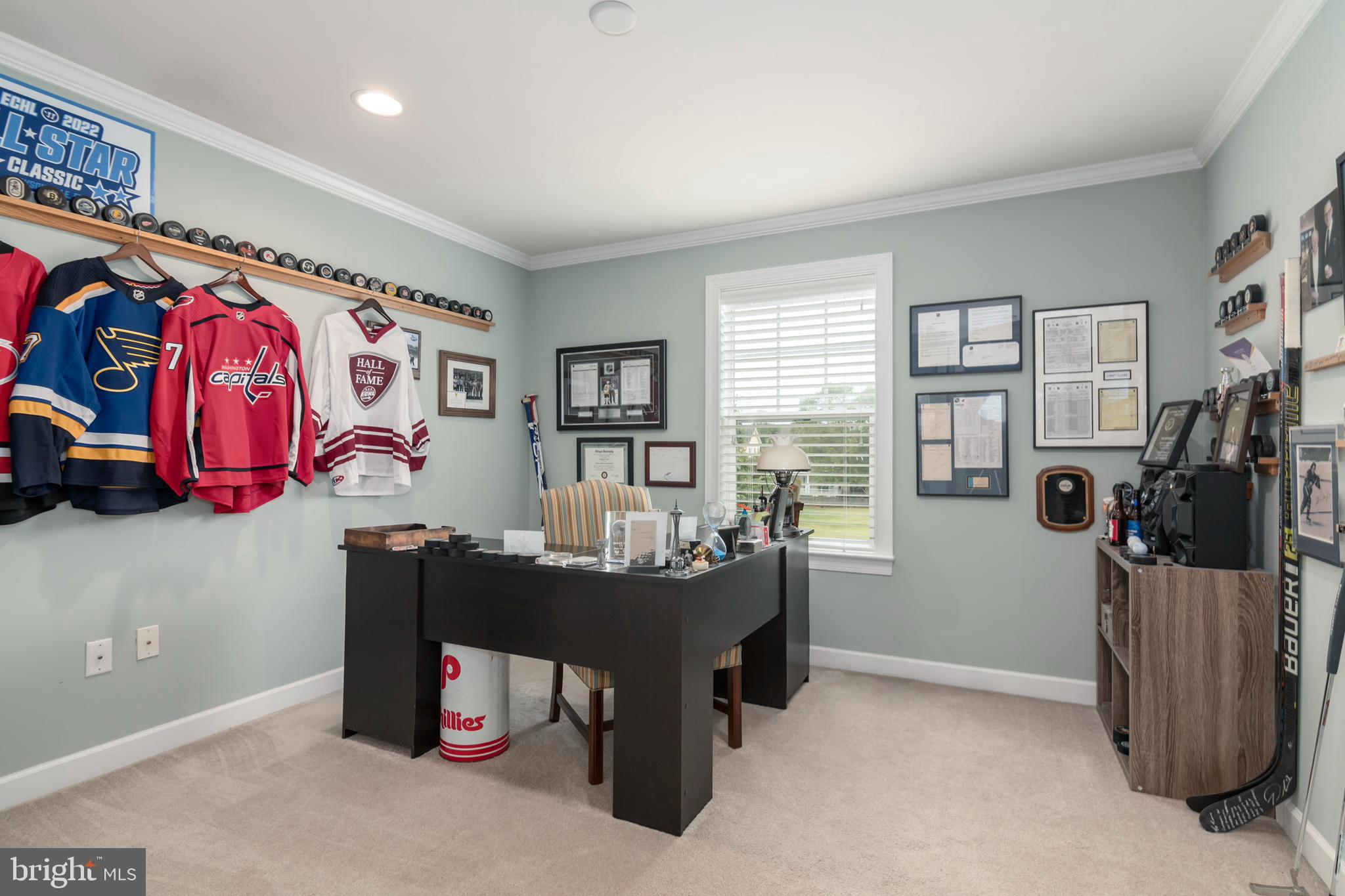 8060 EASTON VILLAGE DRIVE