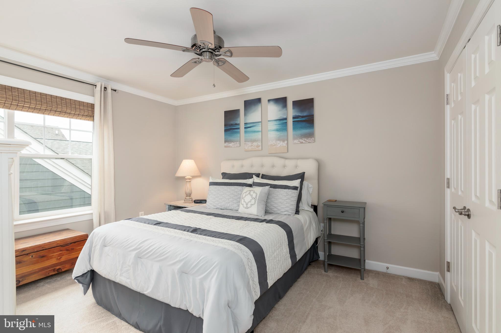 8060 EASTON VILLAGE DRIVE