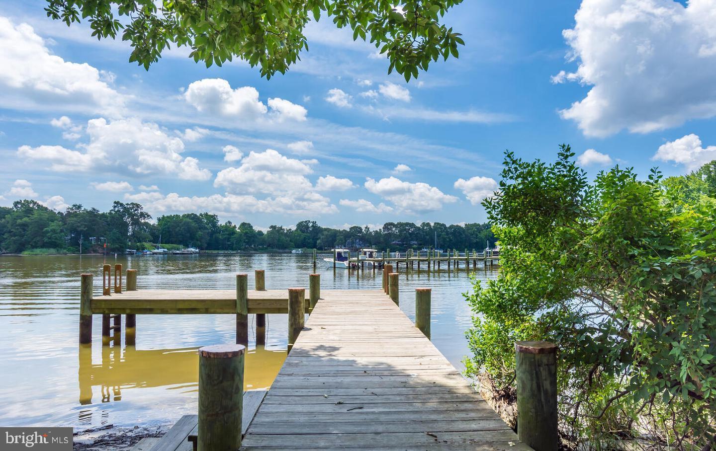 8060 EASTON VILLAGE DRIVE