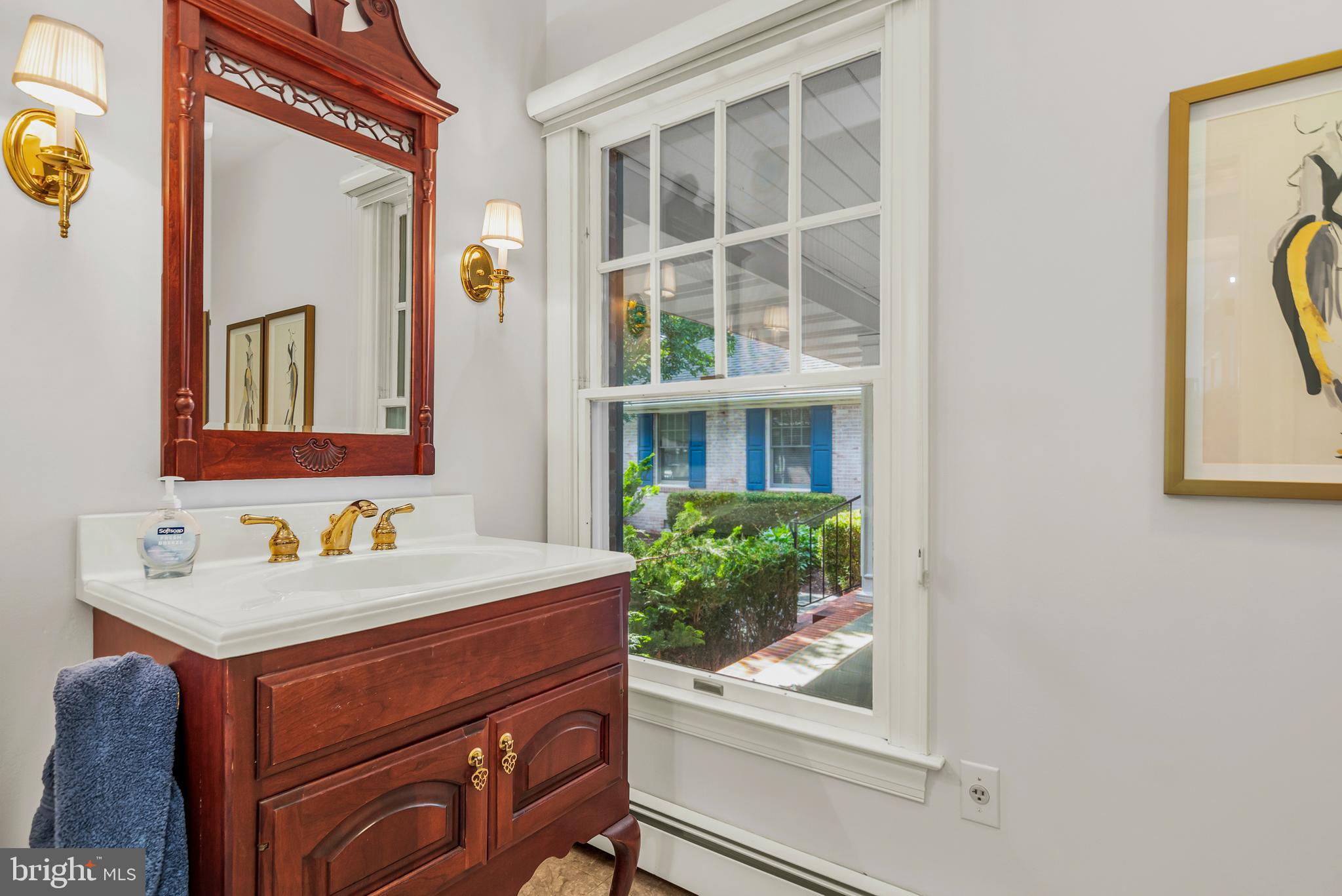 900 RIVERVIEW TERRACE