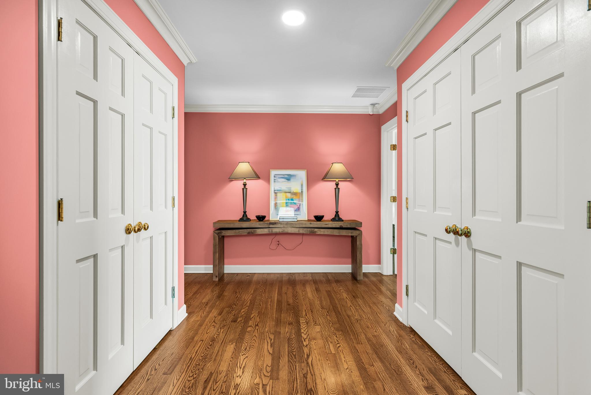 900 RIVERVIEW TERRACE