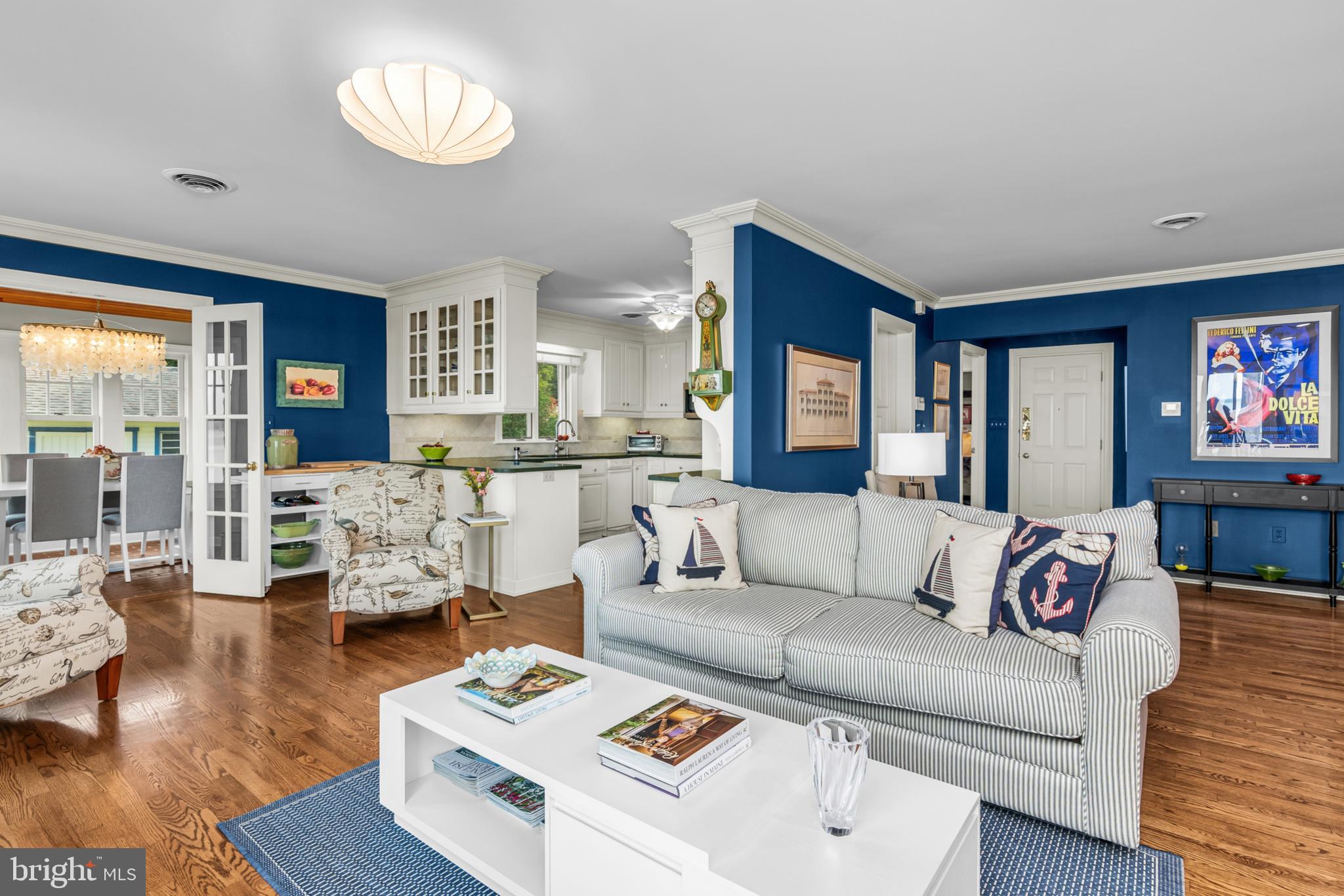 900 RIVERVIEW TERRACE