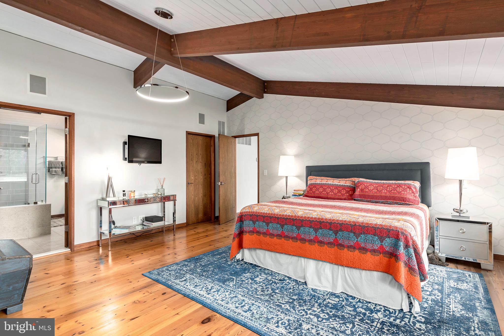 5837 IRISH CREEK ROAD