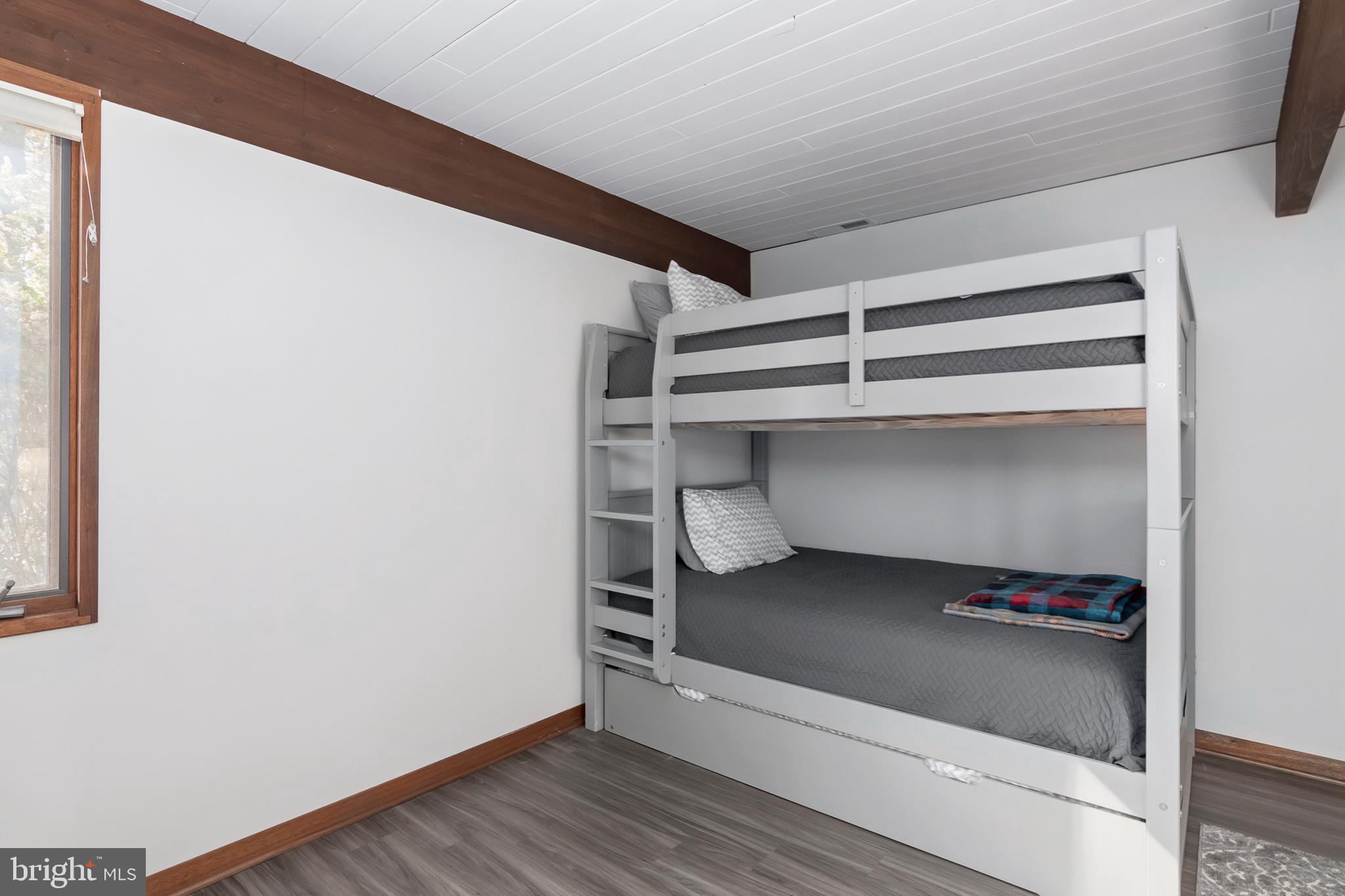 5837 IRISH CREEK ROAD