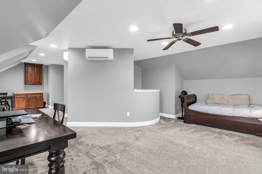 28641 HOPE CIRCLE