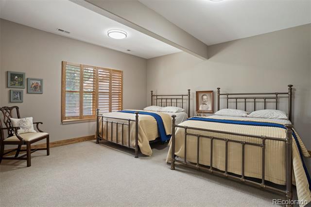 2094 Ramblewood Court