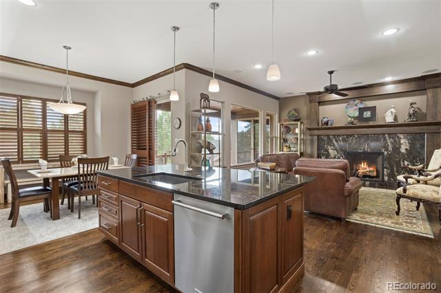 2094 Ramblewood Court