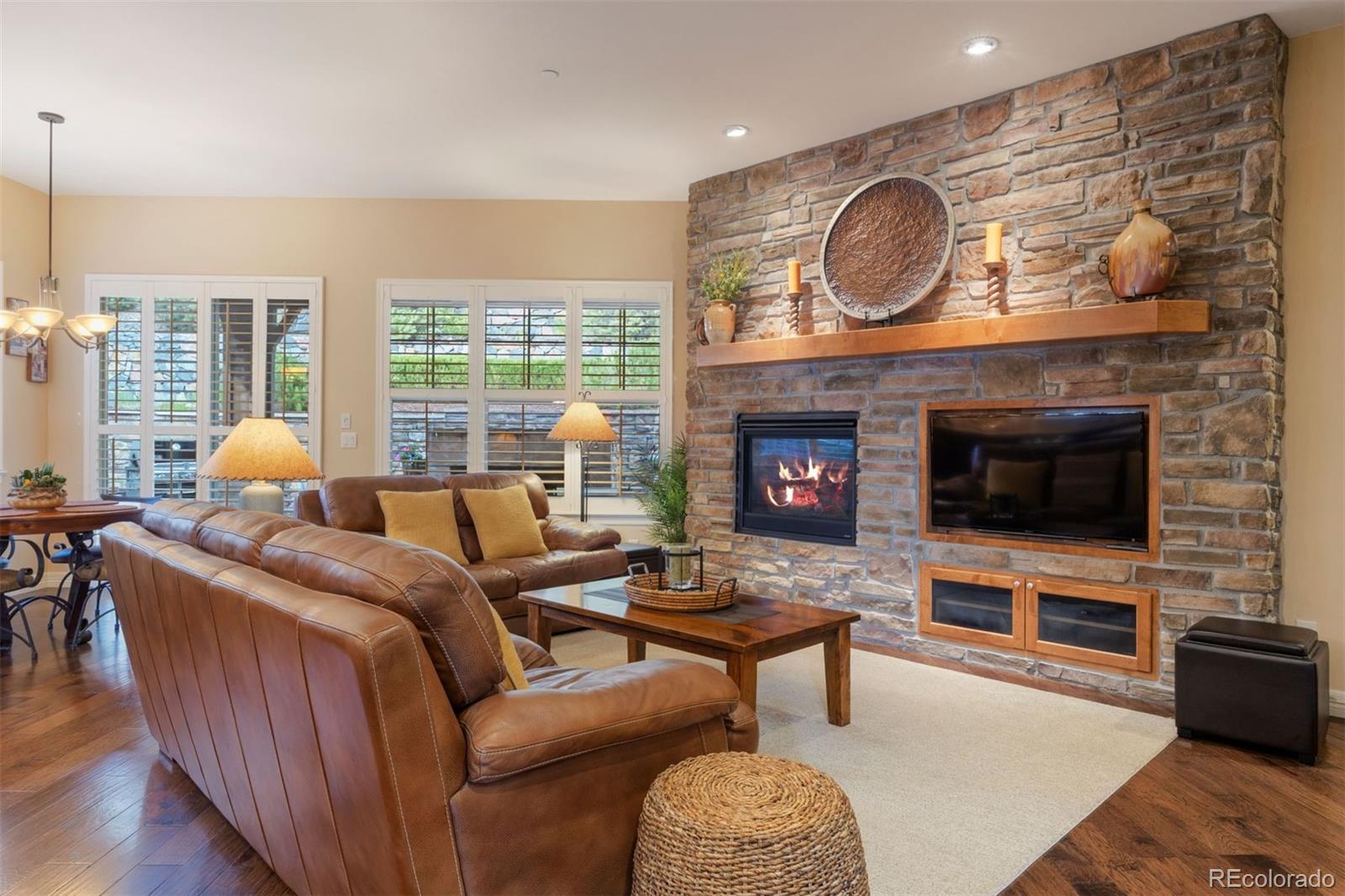 4374 Chateau Ridge Lane