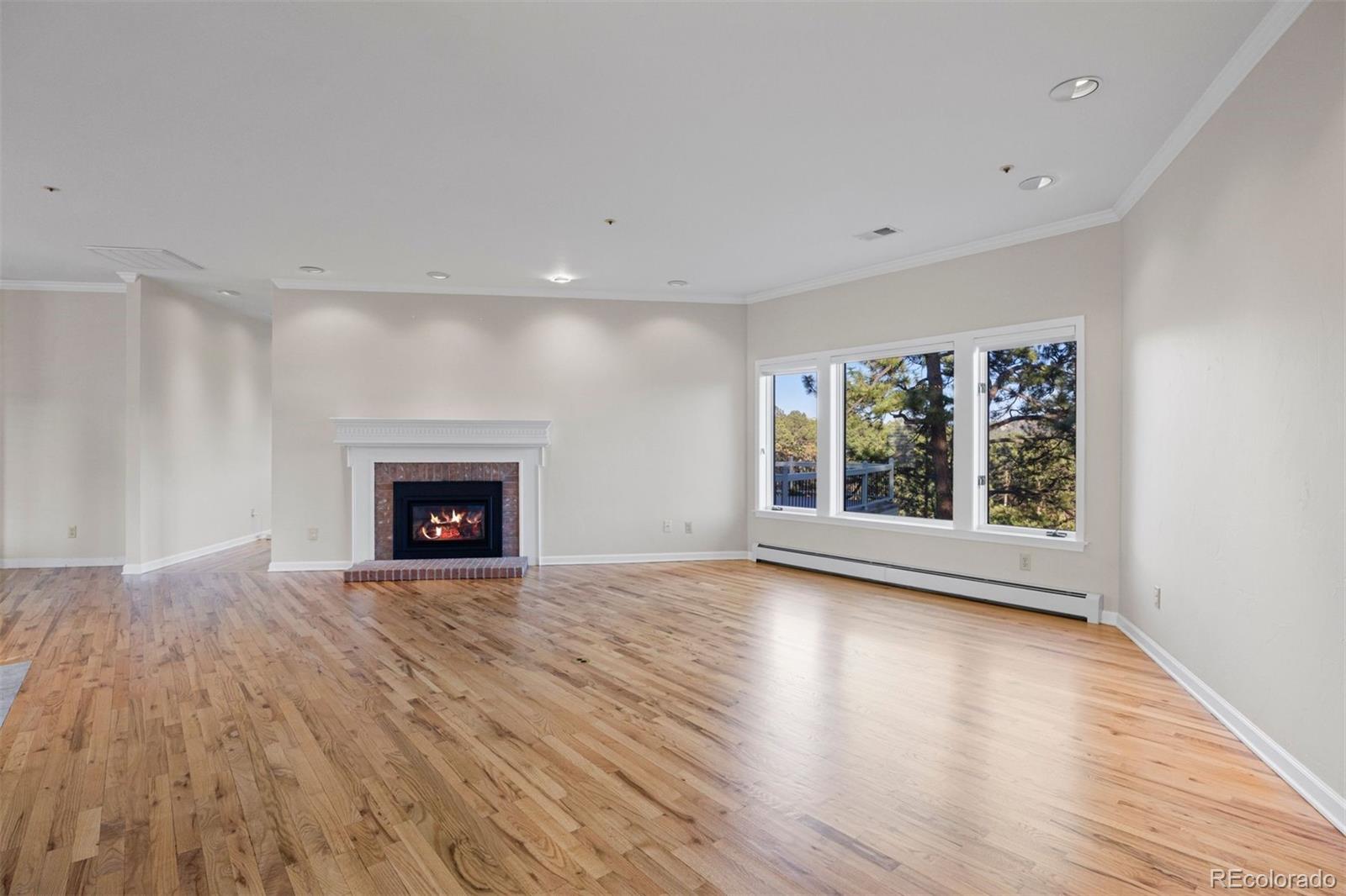 76 Crestone Way