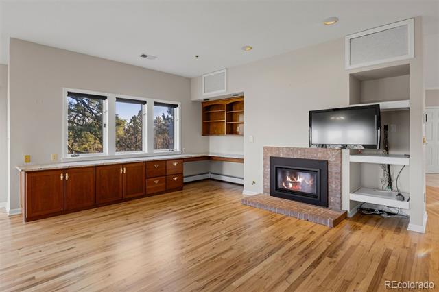76 Crestone Way