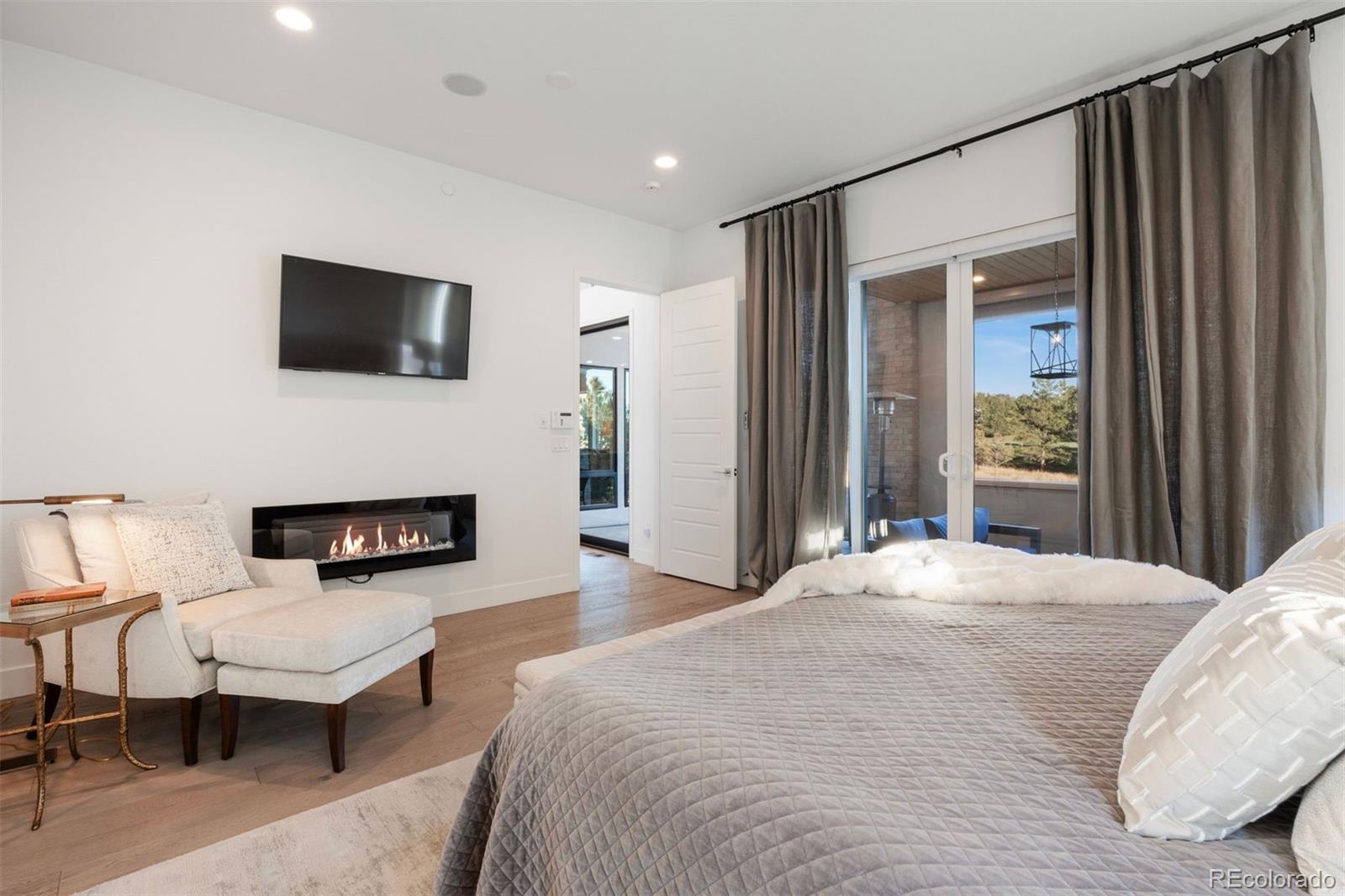 1155 Lost Elk Circle