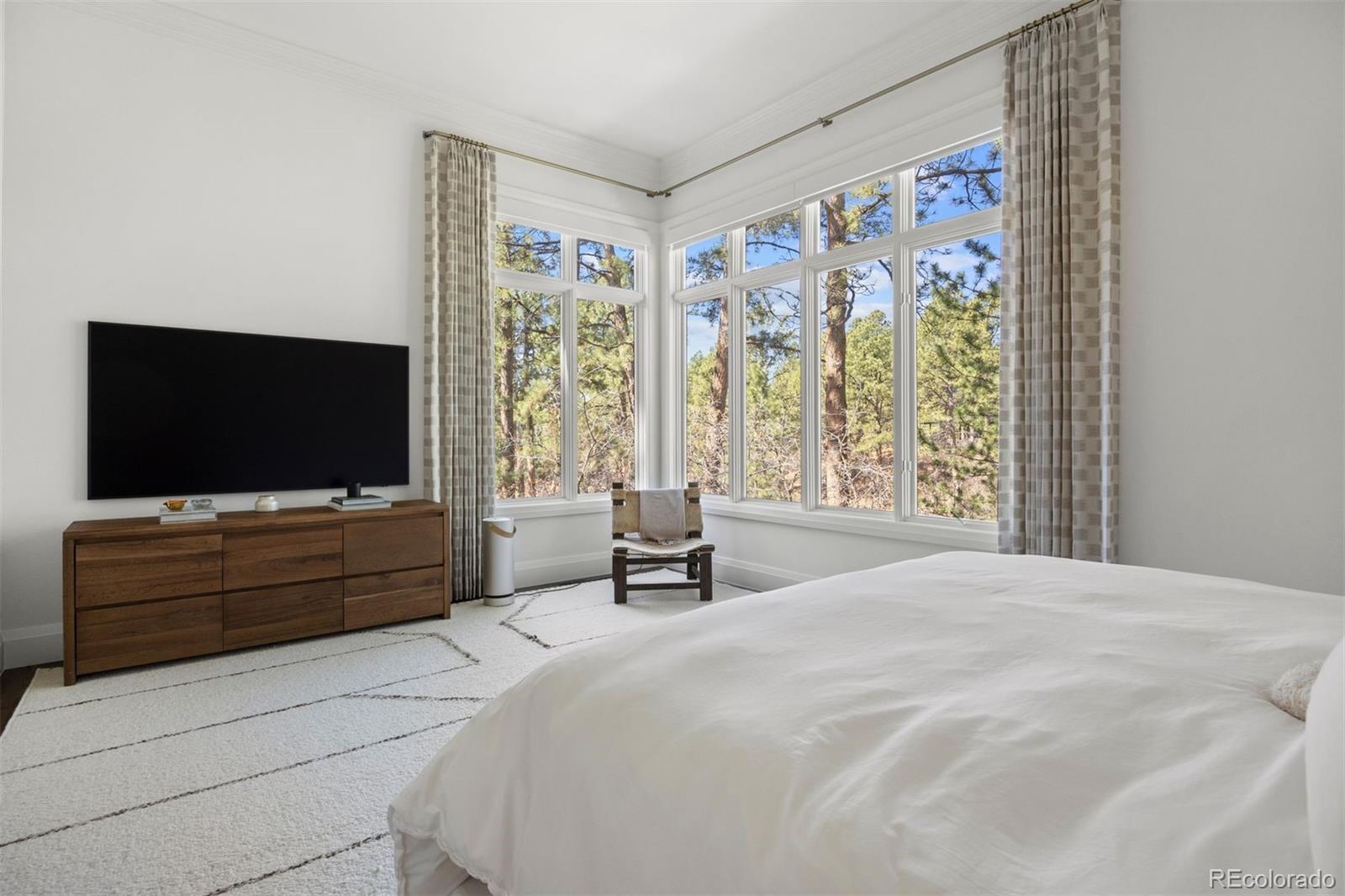 4511 Silver Cliff Court