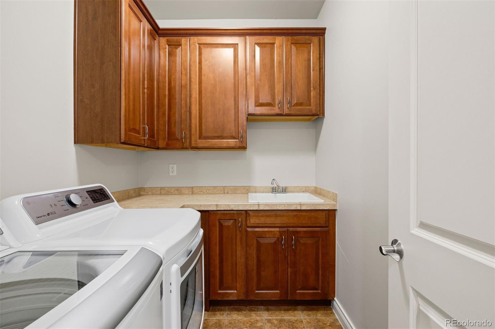 4366 Chateau Ridge Lane