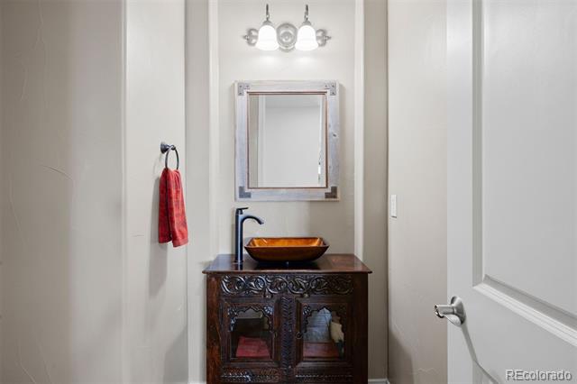 4366 Chateau Ridge Lane