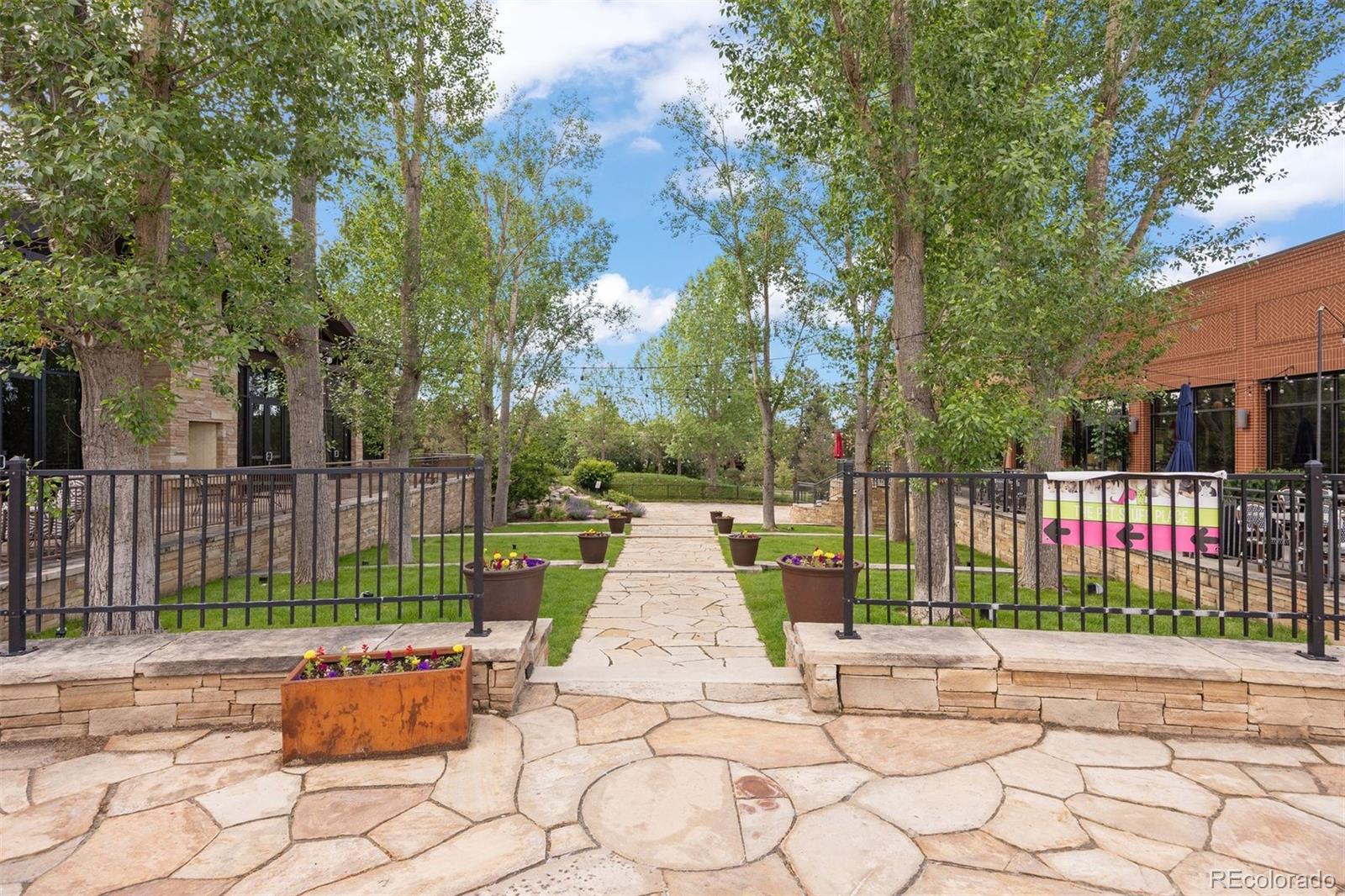 5009 Vermillion Court