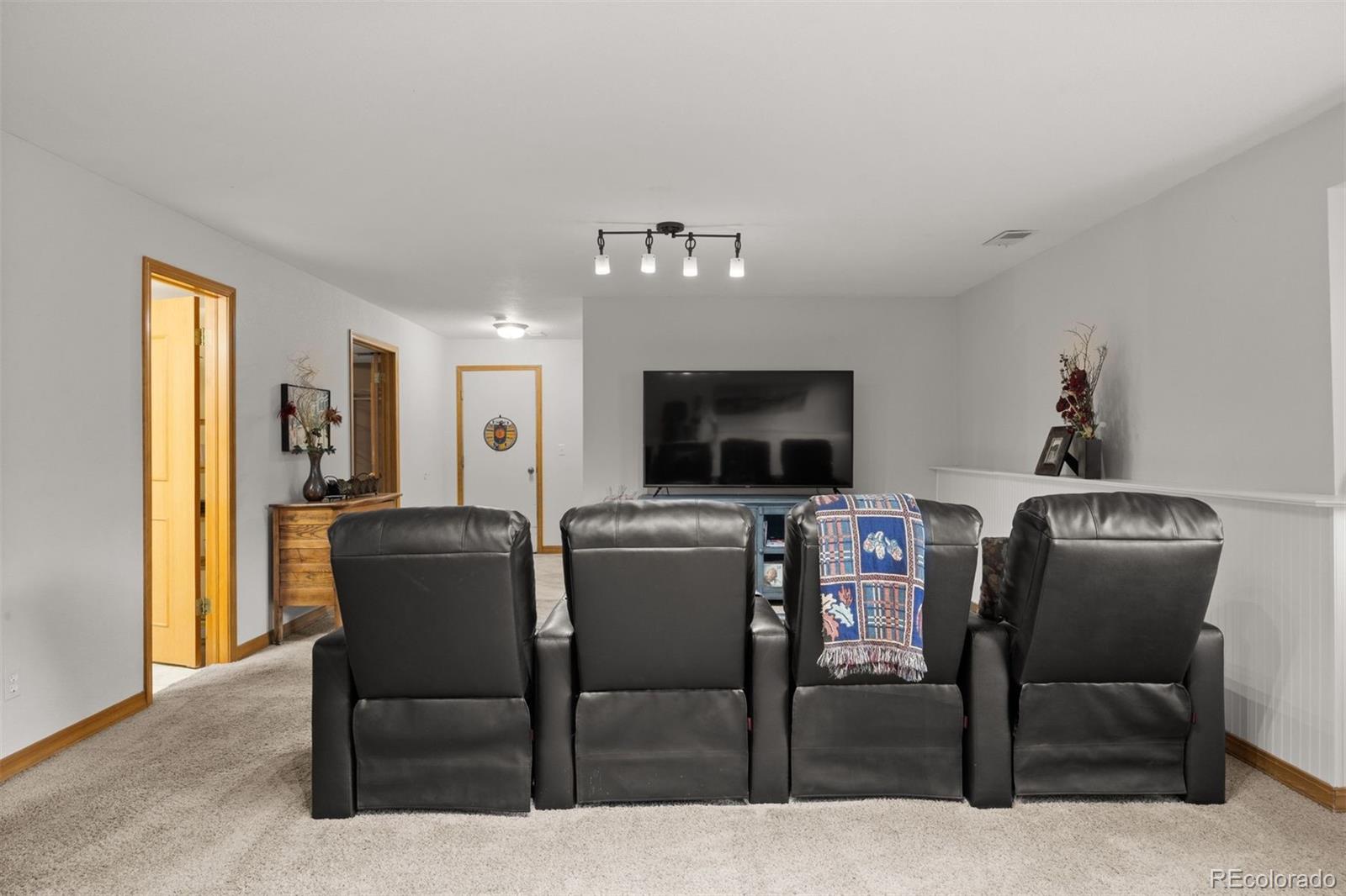 5174 Mountain Meadow Trail