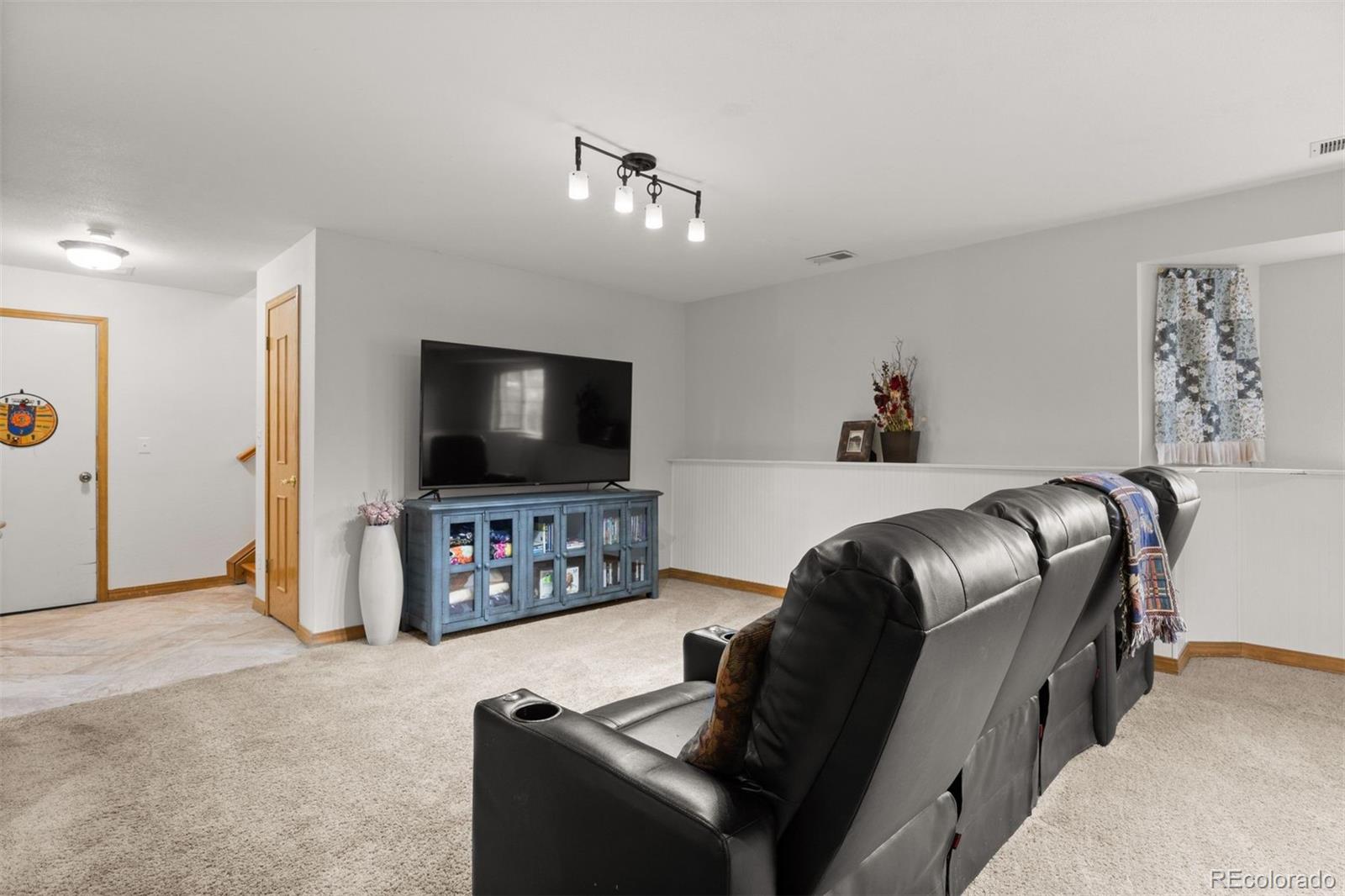 5174 Mountain Meadow Trail