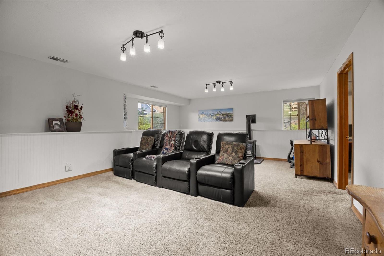 5174 Mountain Meadow Trail