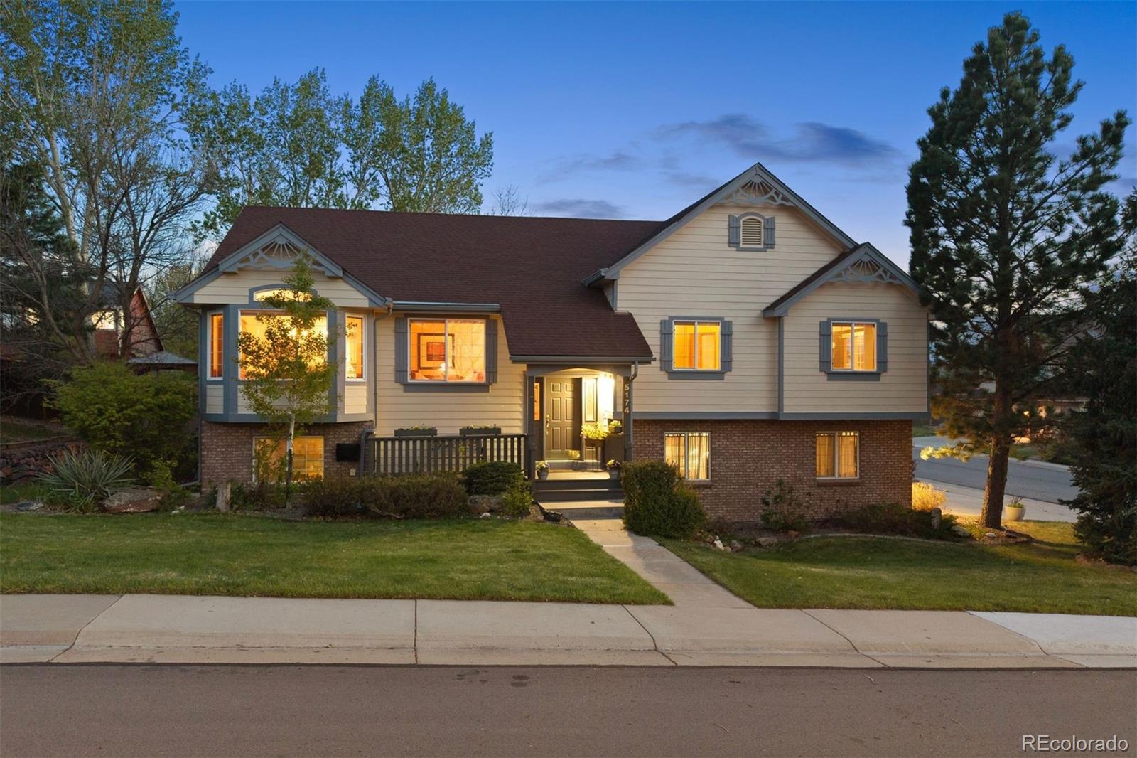 5174 Mountain Meadow Trail