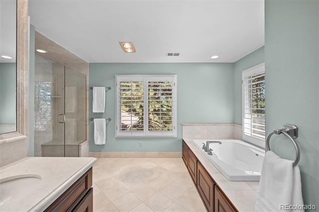 312 Quito Place