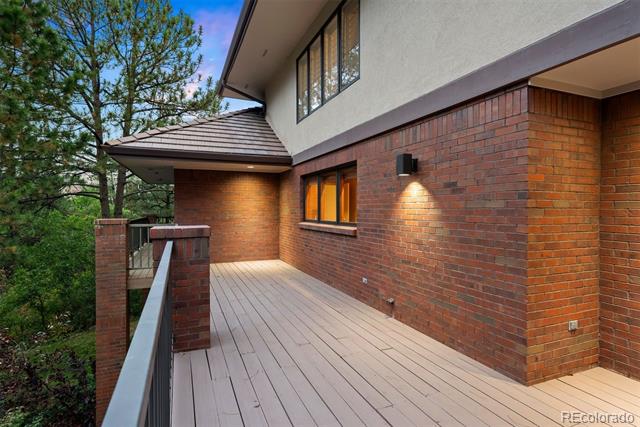 312 Quito Place