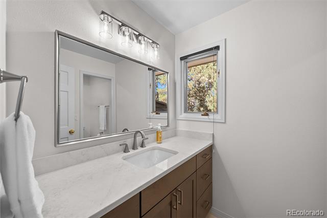 312 Quito Place
