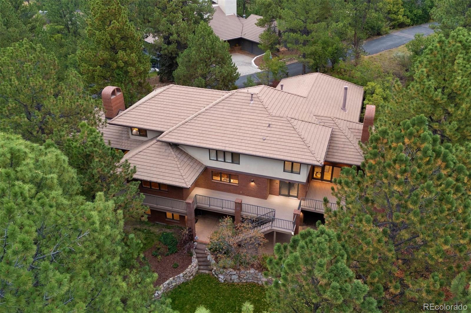 312 Quito Place