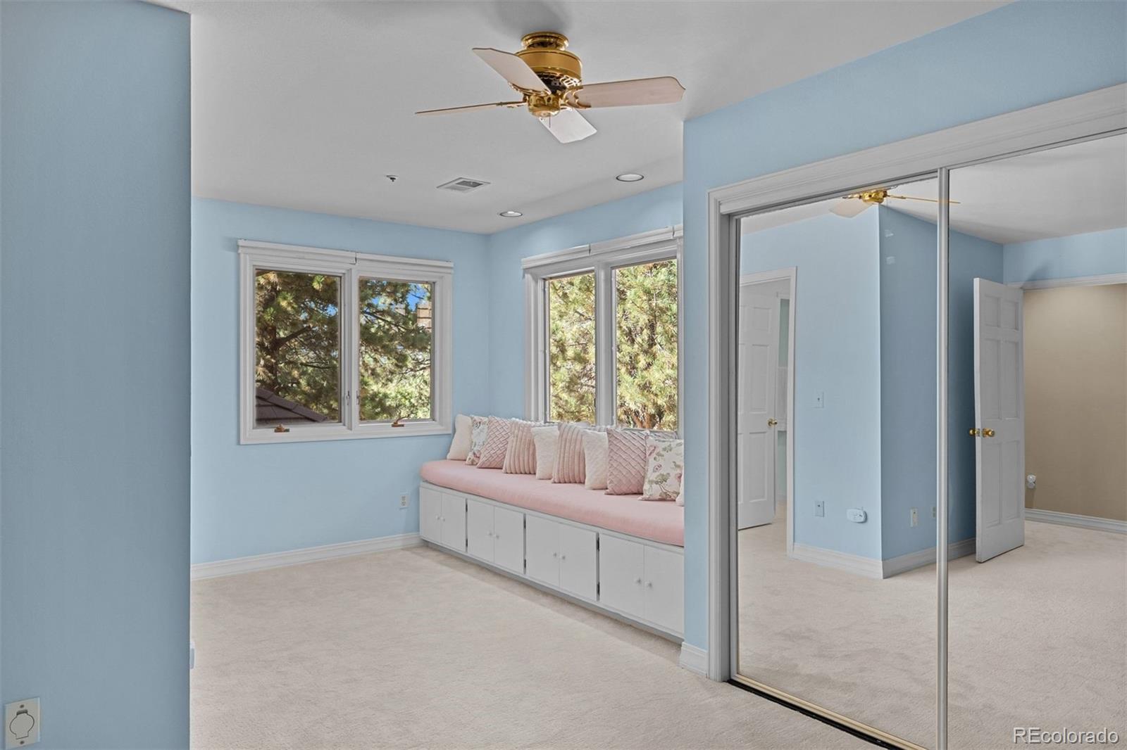 312 Quito Place