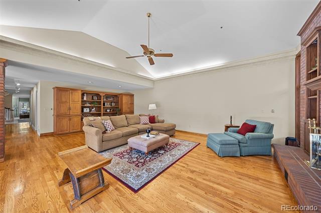 312 Quito Place