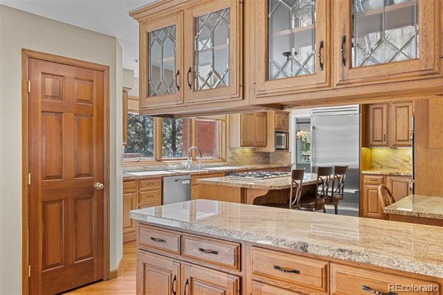 312 Quito Place