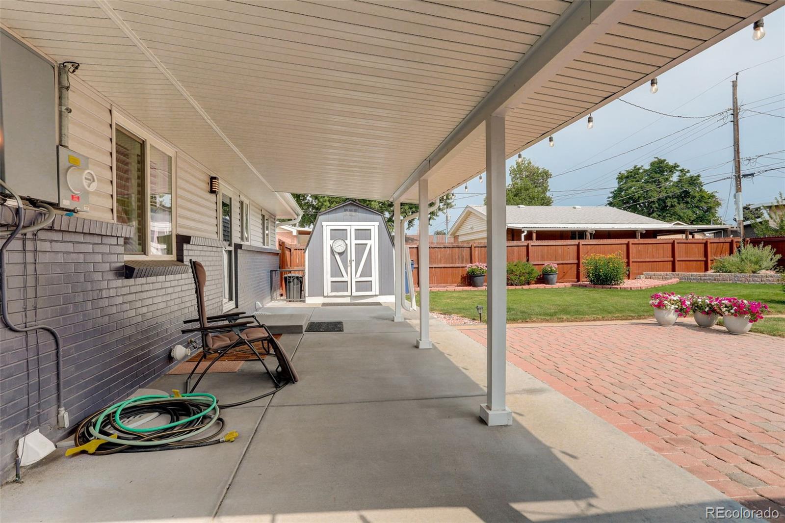 1040 W Stanford Place