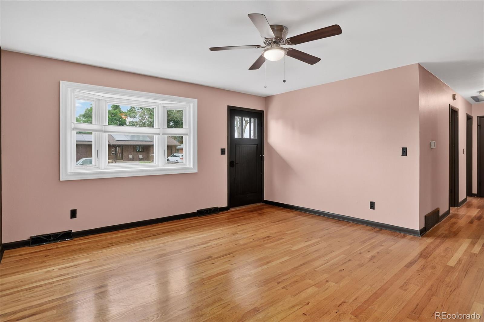 1040 W Stanford Place