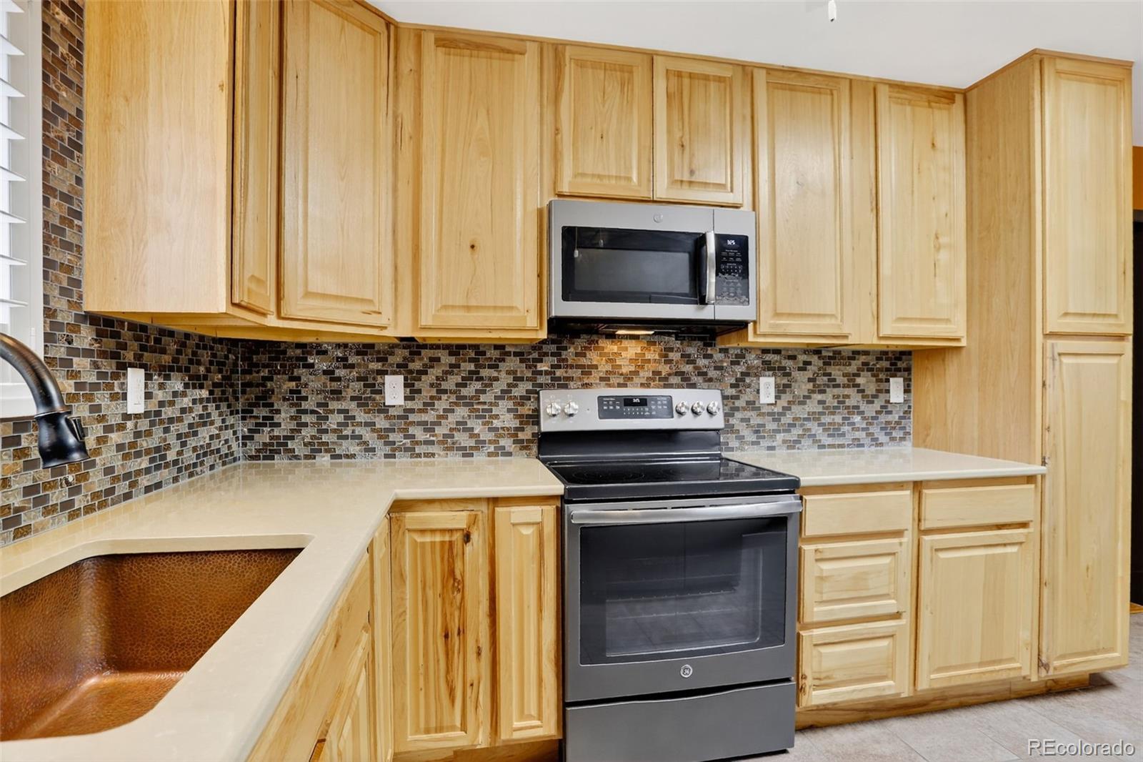 1040 W Stanford Place