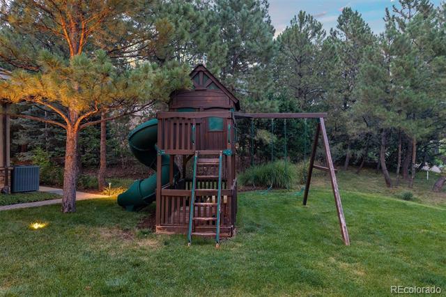 958 Westchester Circle