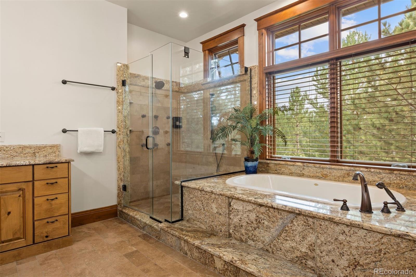 958 Westchester Circle