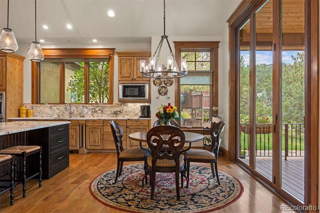 958 Westchester Circle