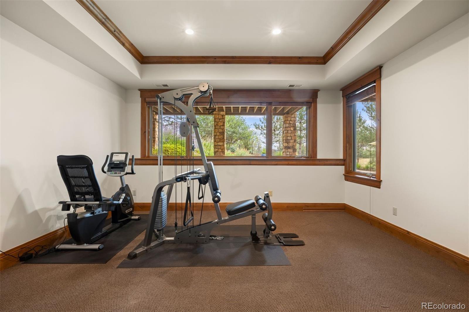 958 Westchester Circle
